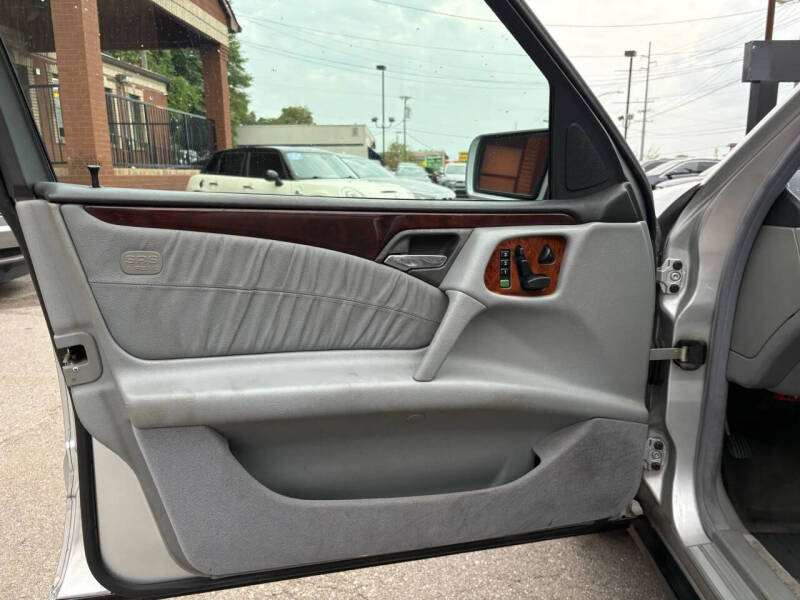 1999 Mercedes-Benz E-Class E 320