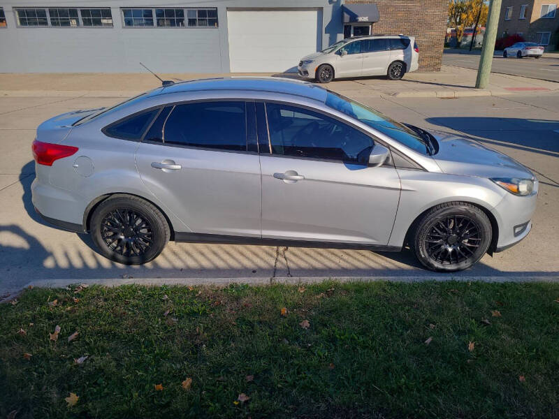 2018 Ford Focus SE photo 7