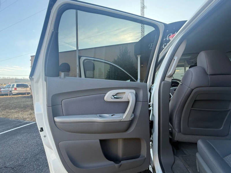 2012 Chevrolet Traverse LS