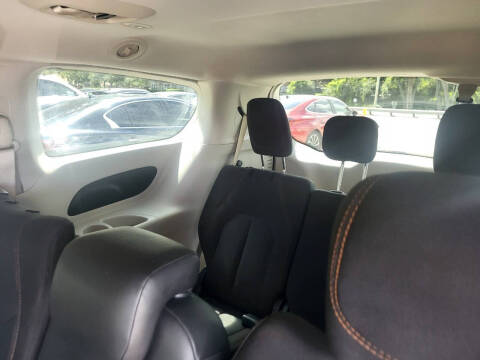 2017 Chrysler Pacifica Touring