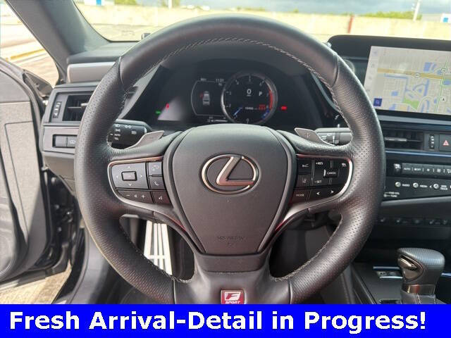 2024 Lexus ES 350 F SPORT Handling