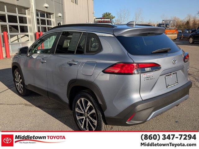 2022 Toyota Corolla Cross XLE