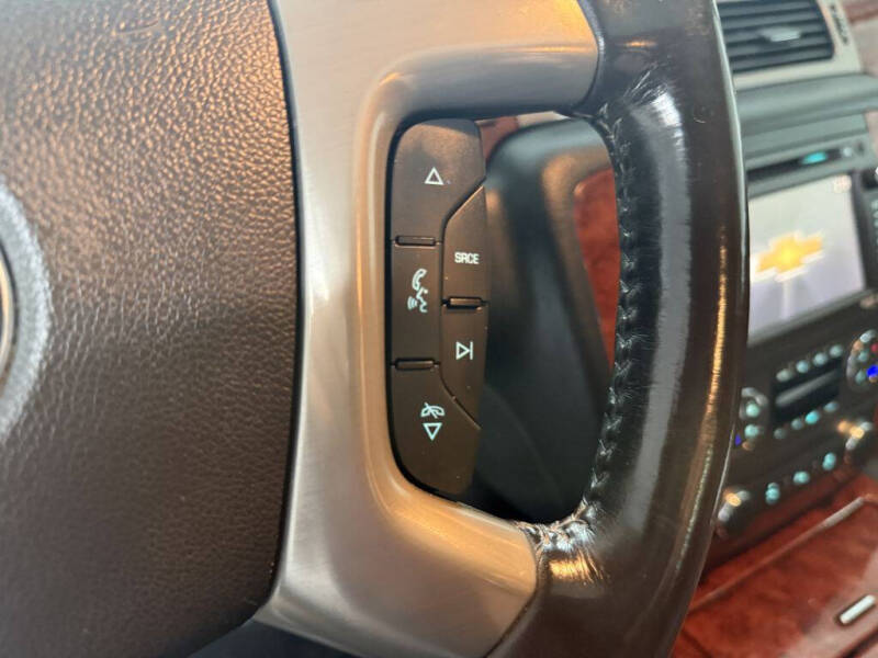 2013 Chevrolet Avalanche LTZ Black Diamond