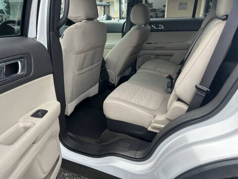 2014 Ford Explorer