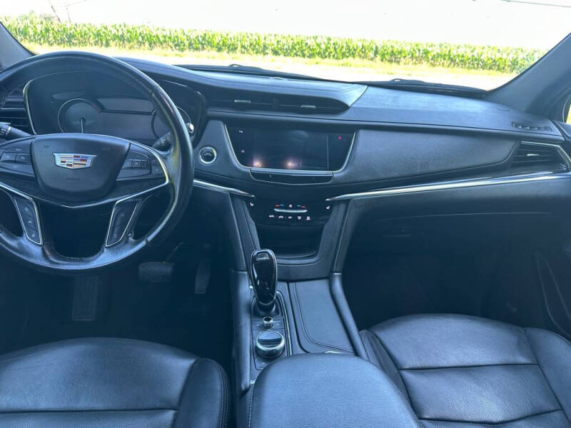 2020 Cadillac XT5 Premium Luxury