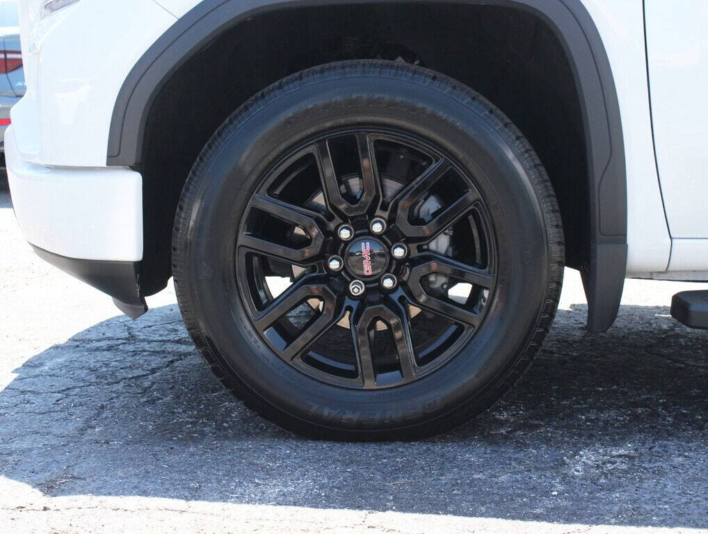 2020 GMC Sierra Pickup - $38,995