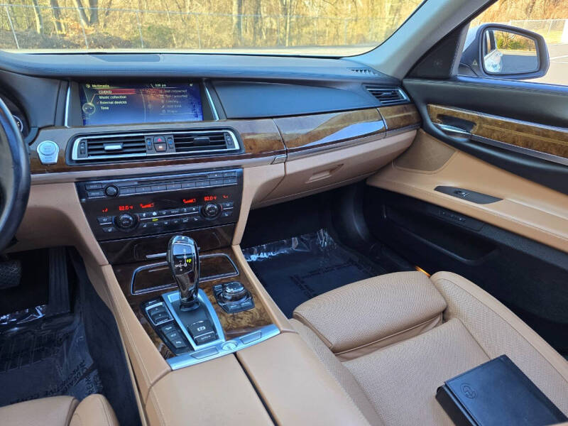 2013 BMW 7 Series 750Li xDrive