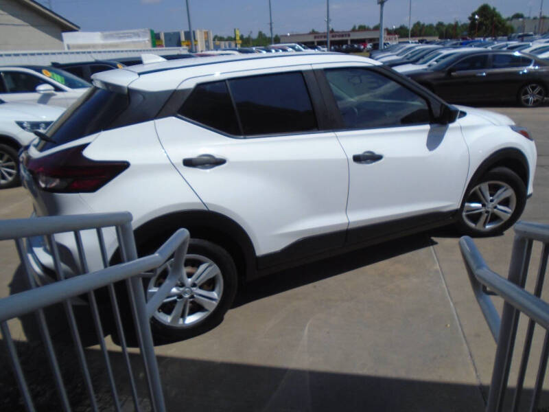 2021 Nissan Kicks S