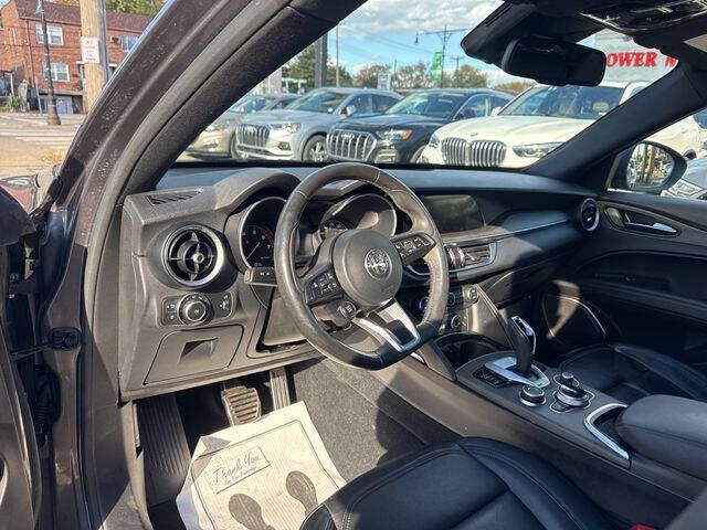 2023 Alfa Romeo Stelvio Ti