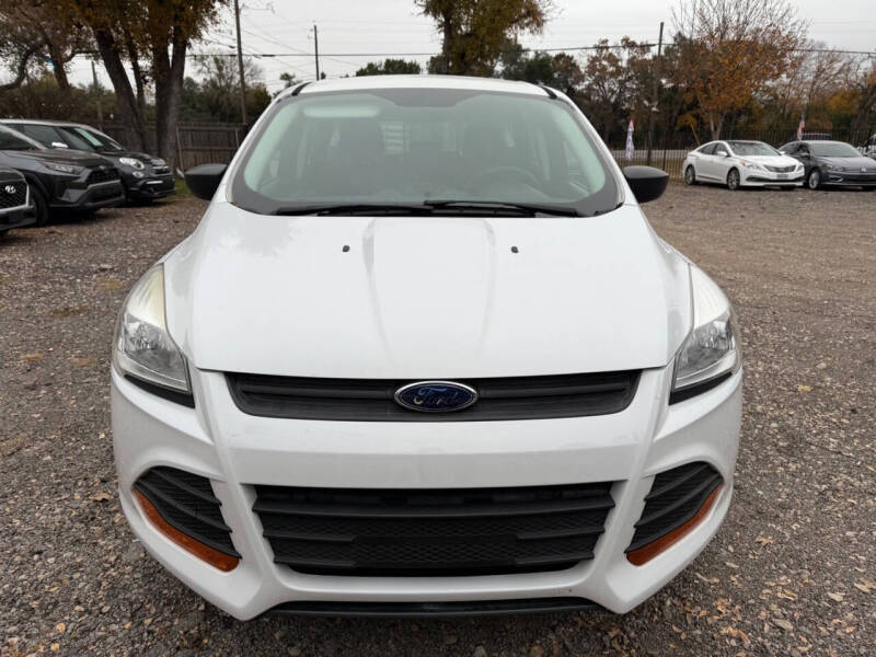 2016 Ford Escape S