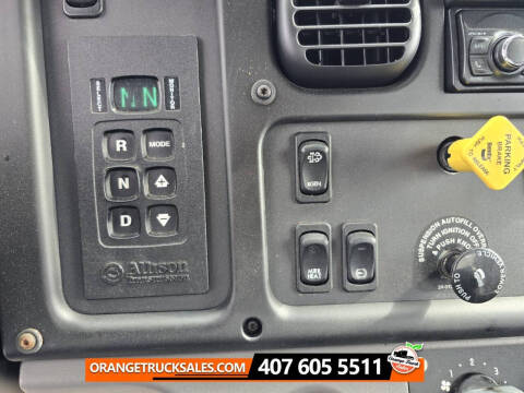 2016 Freightliner M2 106