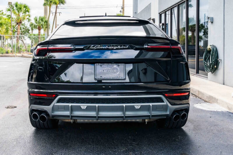 2019 Lamborghini Urus