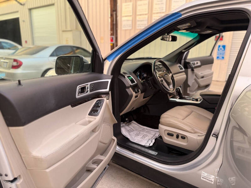 2012 Ford Explorer Limited