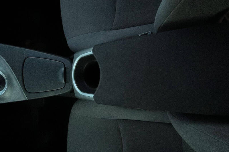 2015 Toyota Prius Three