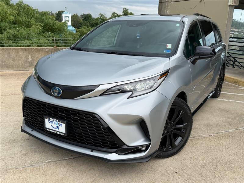2021 Toyota Sienna XSE 7-Passenger