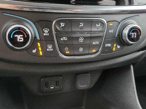 2021 Chevrolet Traverse LT Leather