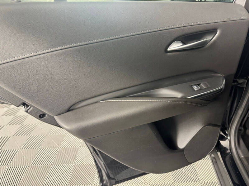 2025 Cadillac XT4 Premium Luxury