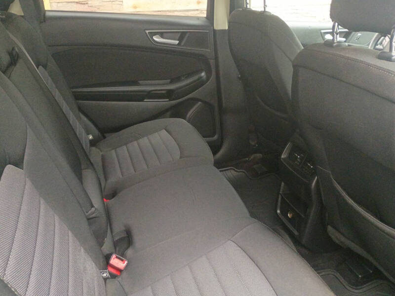 2016 Ford Edge SE