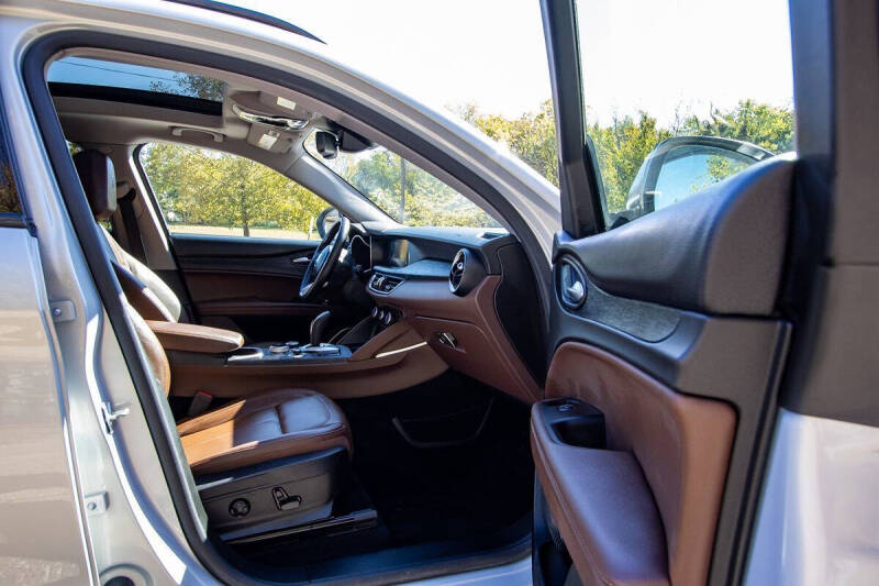 2021 Alfa Romeo Stelvio Sprint