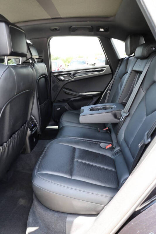 2018 Porsche Macan