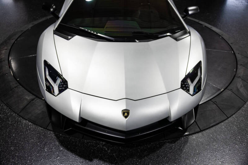 2016 Lamborghini Aventador LP 750-4 SV