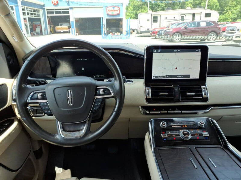 2018 Lincoln Navigator Select