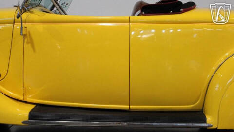 1935 Ford Deluxe