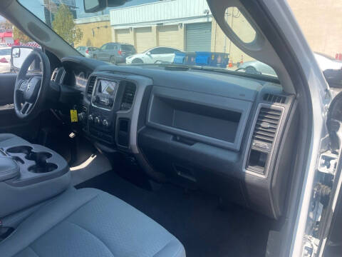 2016 RAM 1500 Express