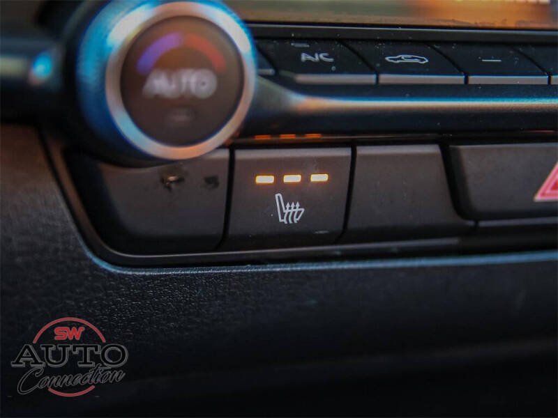 2024 Mazda Mazda3 Hatchback 2.5 Carbon Turbo