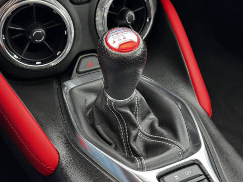 2023 Chevrolet Camaro LT1