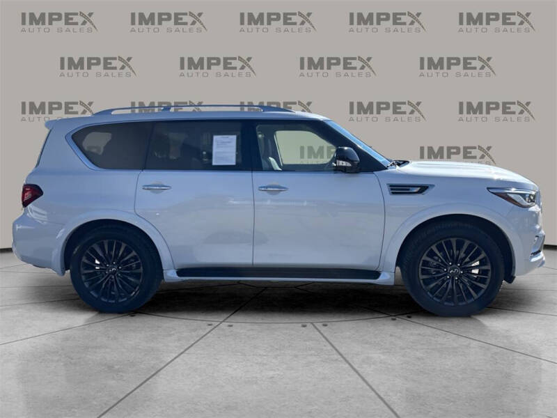 2023 Infiniti QX80 Premium Select