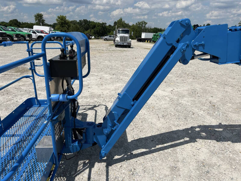 2016 Genie 45' Manlift