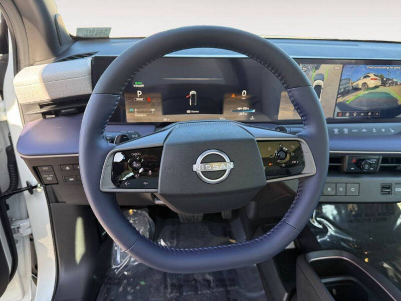 2026 Nissan LEAF Platinum+