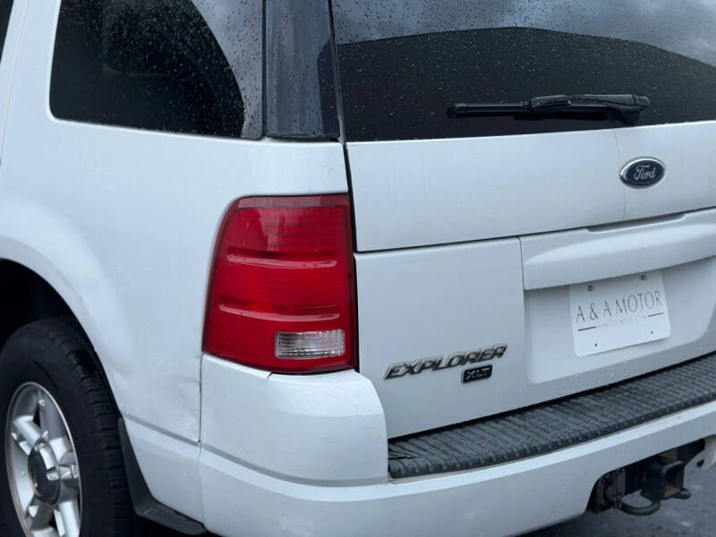 2005 Ford Explorer XLT