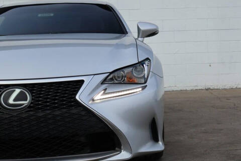 2017 Lexus RC 200t