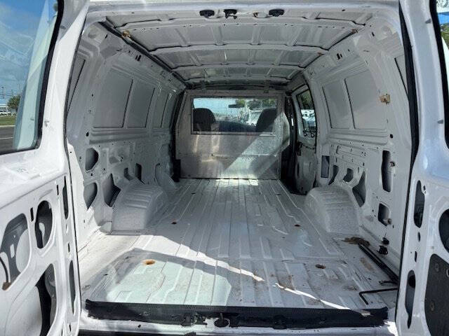2006 Ford E-Series E-350 SD