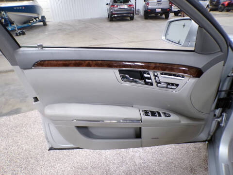 2010 Mercedes-Benz S-Class S 550 4MATIC