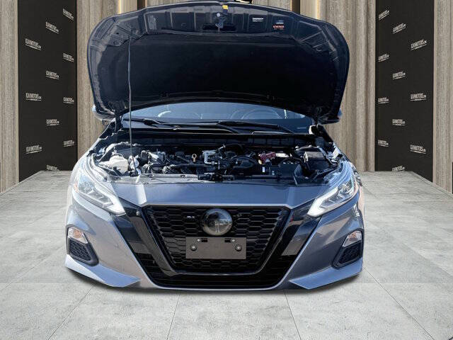 2022 Nissan Altima 2.5 SR