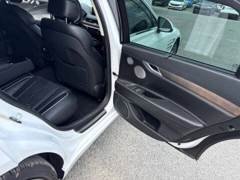 2021 Genesis G80