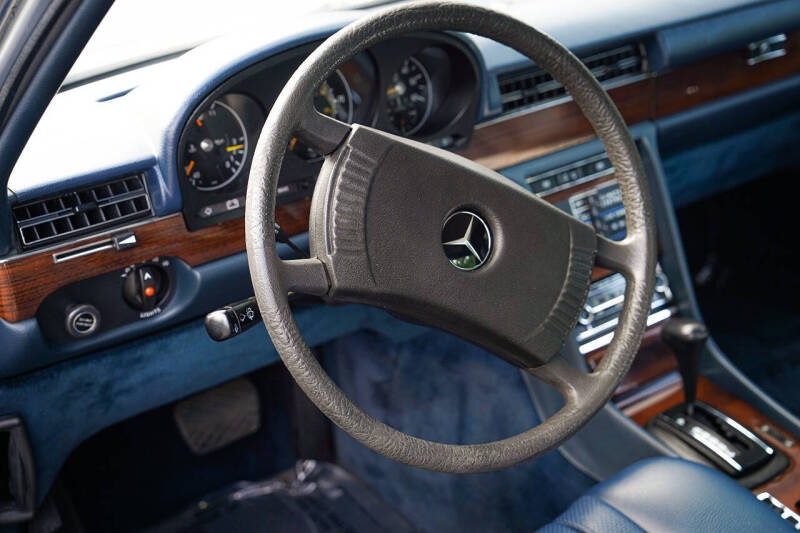 1980 Mercedes-Benz 300-Class