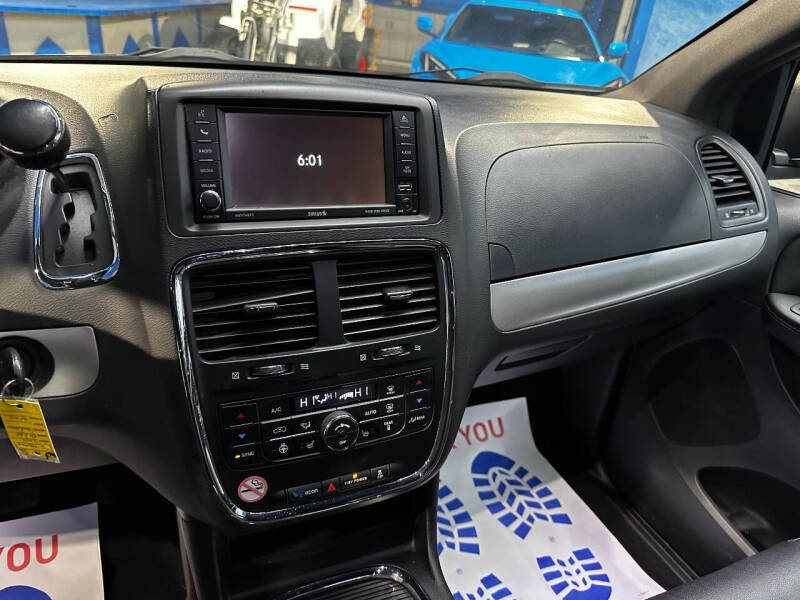 2017 Dodge Grand Caravan GT