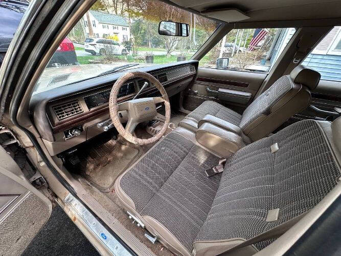 1989 Ford LTD