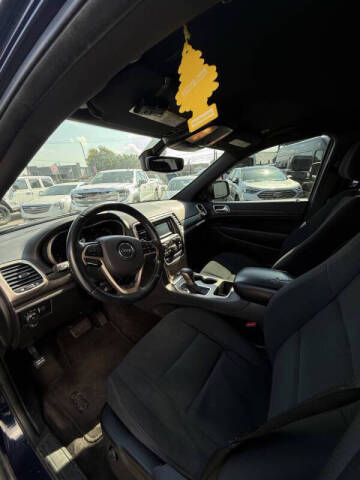 2017 Jeep Grand Cherokee Laredo