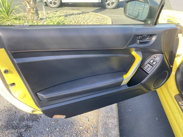 2017 Subaru BRZ Series.Yellow