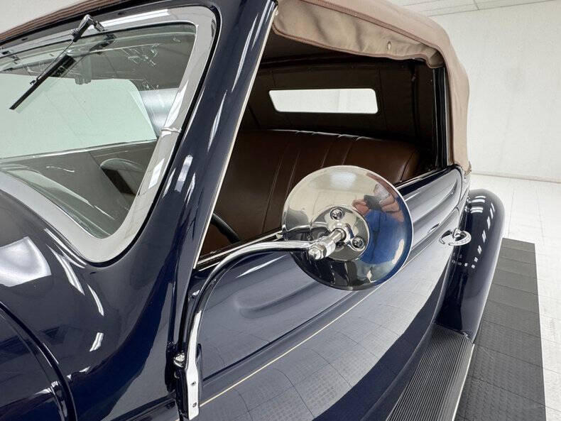1936 Ford Crown Victoria