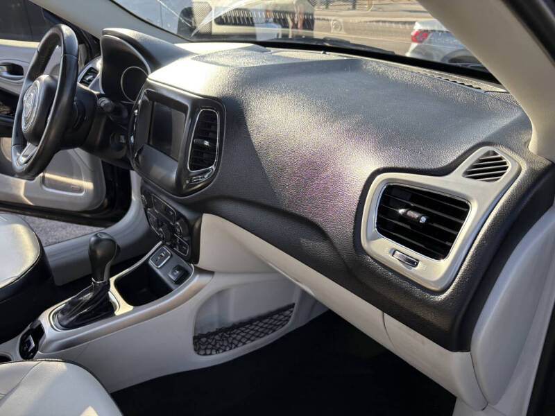 2017 Jeep Compass Latitude