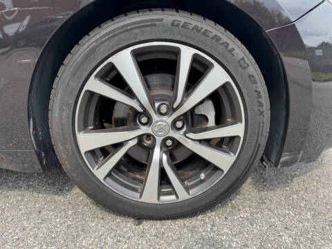 2016 Nissan Maxima Platinum