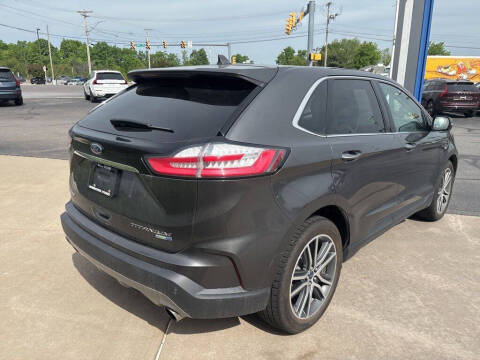 2019 Ford Edge Titanium