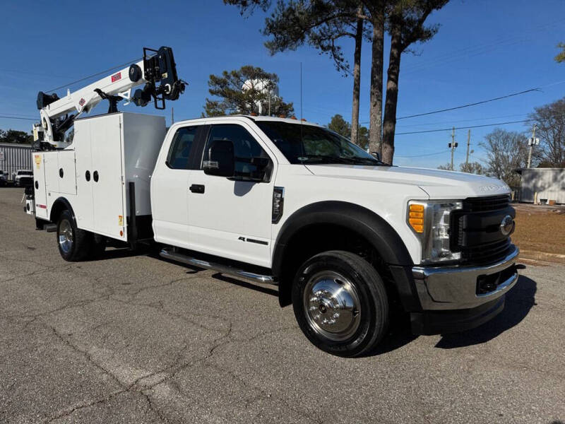 2017 Ford F-550's photo