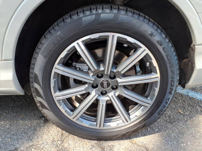 2023 Audi Q7 quattro Premium Plus 45 TFSI